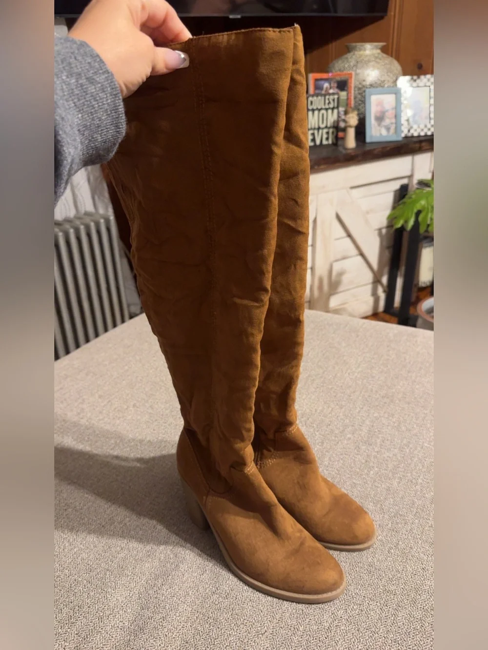 Dolce Vita suede over